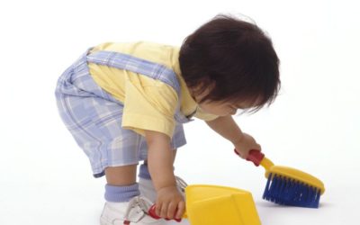 Bambini e lavoretti domestici, tra sperimentazione e rielaborazione della realtà